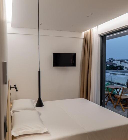 اتاق لوکس, Austin Boutique