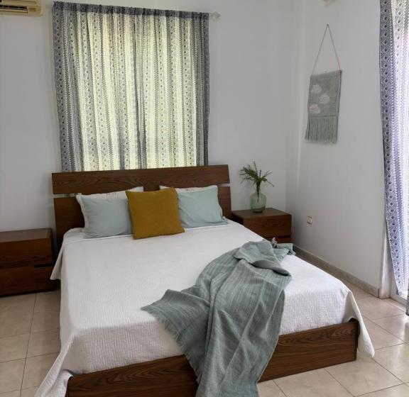 اتاق استاندارد با بالکن, Techas Mansion Guesthouse