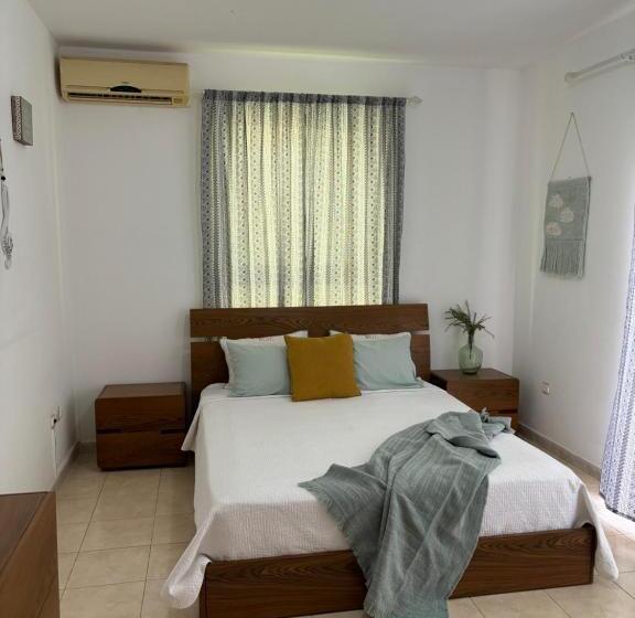 اتاق استاندارد با بالکن, Techas Mansion Guesthouse