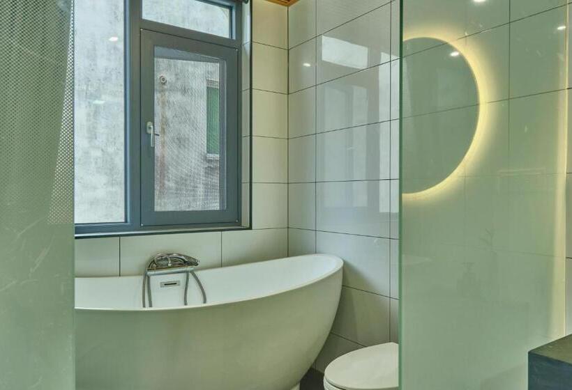 Standaardkamer met Kingsize Bed, Nature Cure Village Lodge 婺源自在舍民宿