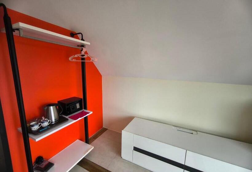 バルコニー付きデラックスルーム, Blue Haven Bay Villa And Resort Apartments