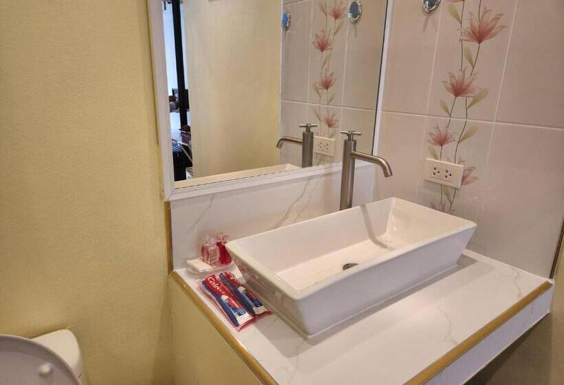 バルコニー付きスタンダードルーム, Blue Haven Bay Villa And Resort Apartments