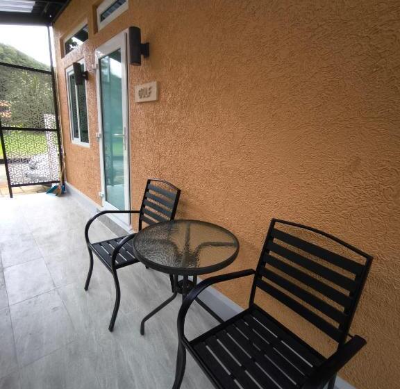 Номер Стандарт с Балконом, Blue Haven Bay Villa And Resort Apartments