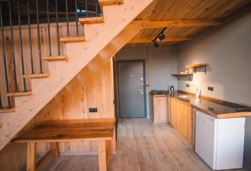 דירה בת חדר שינה 1 עם נוף, Bucci Suit