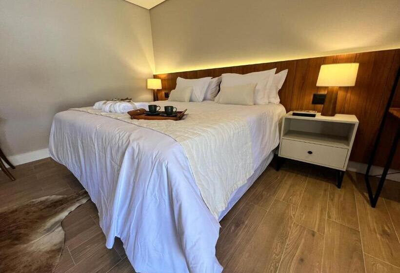 디럭스 스위트, Pousada Maple Monte Verde