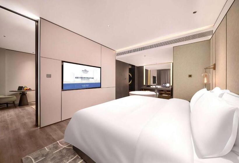 سوییت سوپریور, Howard Johnson Royal Hotel Shenzhen