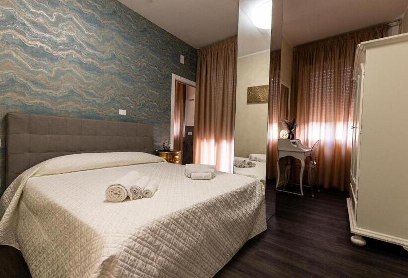 اتاق لوکس, Amy Rooms