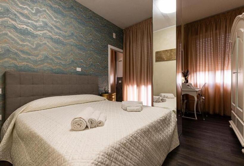 اتاق لوکس, Amy Rooms
