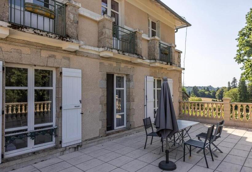 غرفة قياسية مزوَّدة بتراس, Domaine De La Clauzure