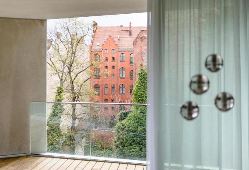 آپارتمان لوکس 2 خوابه, Wilmina Suites