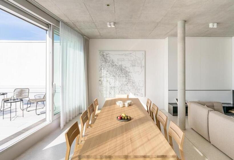 1 Bedroom Penthouse Apartment, Wilmina Suites