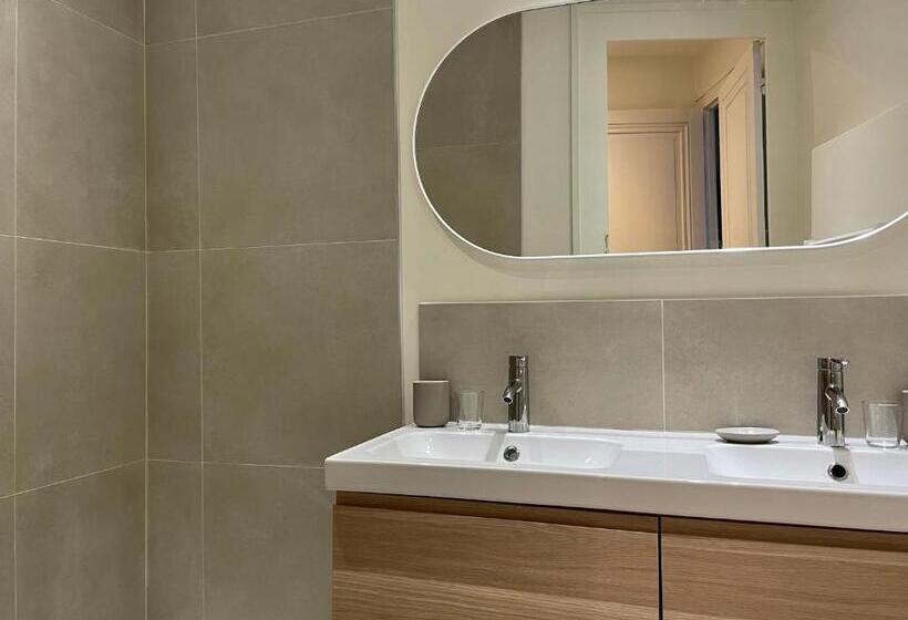 غرفة ديلوكس مزودة بشرفة, Appartement Colodge   Fourneyron