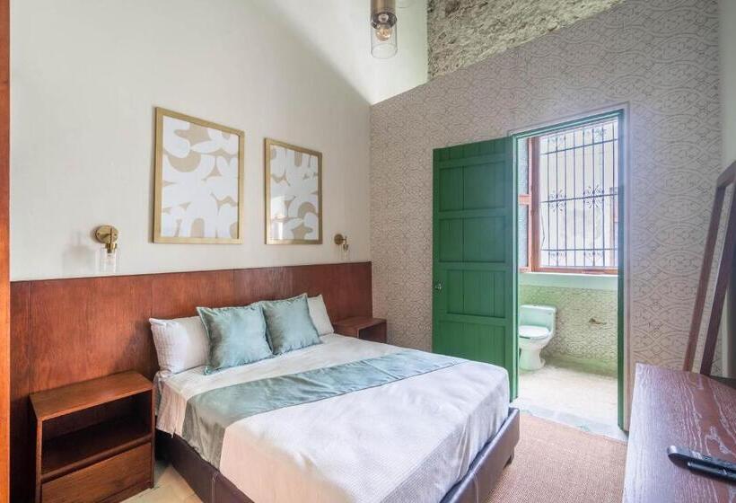 סוויטה, Boutique Santa Elena