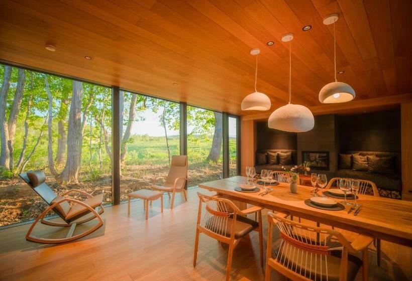 סוויטה משפחתית, Soneka