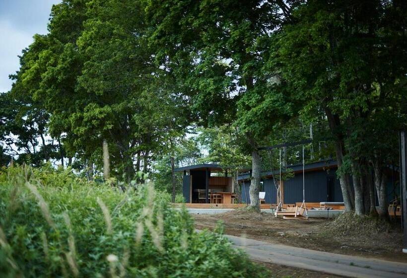 חדר משפחתי דלוקס, Soneka