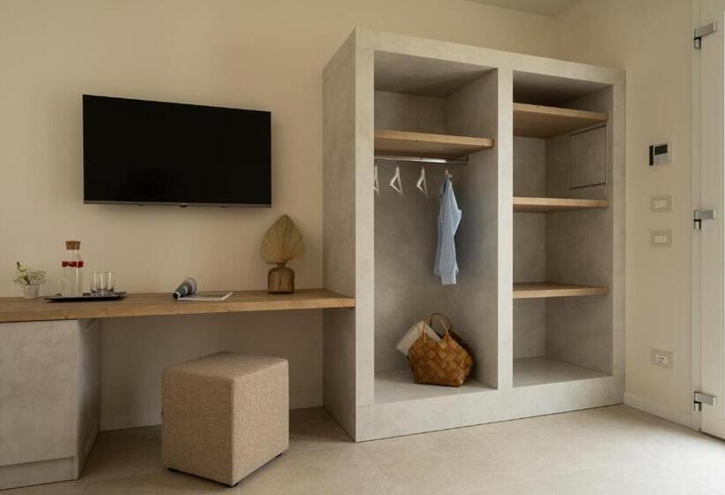 스탠다드 트리플 룸 가든 전망, Terramarina Boutique