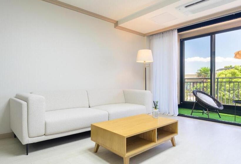 スタンダードルーム, Jeju Aewol Hongsland Pension