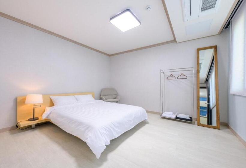 スタンダードルーム, Jeju Aewol Hongsland Pension