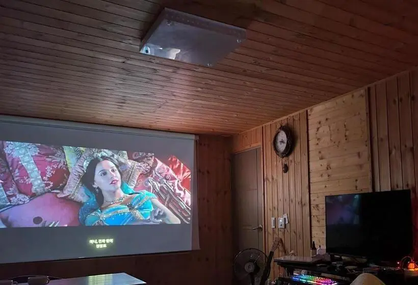 スタンダード4人部屋, Buan Gureum Hosu Maeul Badagaboineun Jib