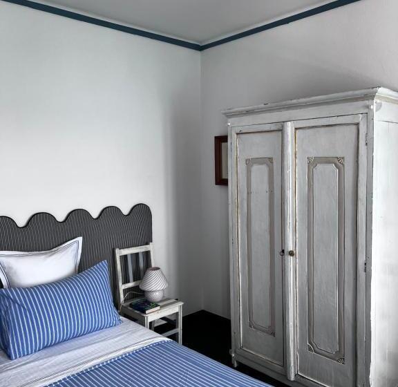 オーシャンビュースイート, Casa Pernice