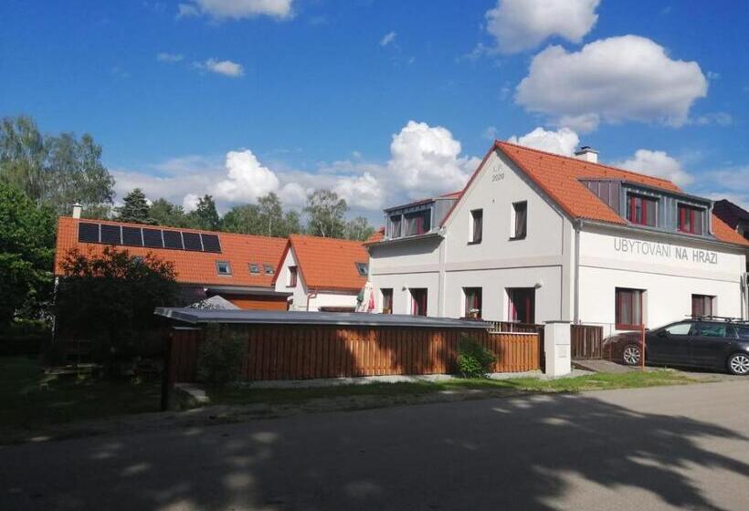 ２ベッドルームアパートメント, Ubytování Na Hrázi