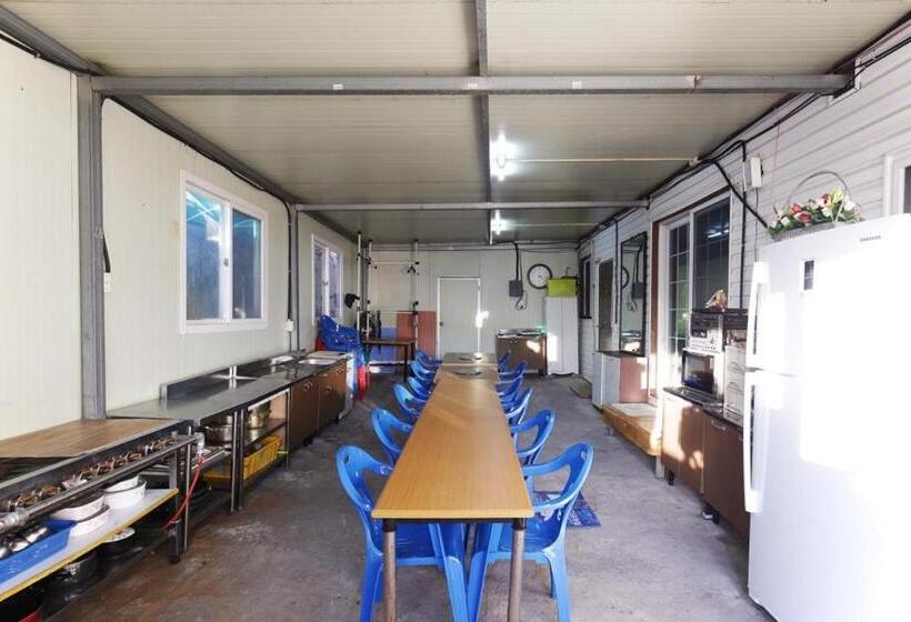 غرفة عائلية, Yeongduk Blue Beach Pension