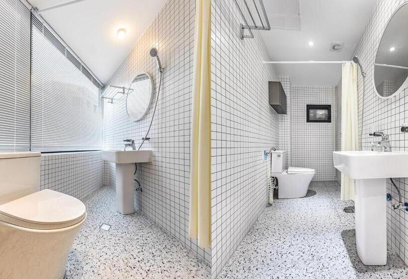 اتاق خانوادگی, Yeosu Jinnam Mansion Pension