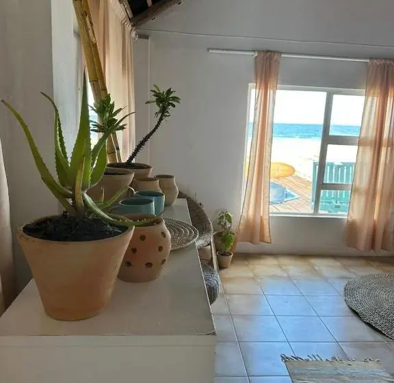 オーシャンビュースタンダードルーム, Lehani Beach Hostel