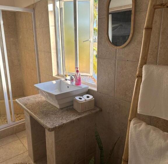 スタンダードルーム, Lehani Beach Hostel