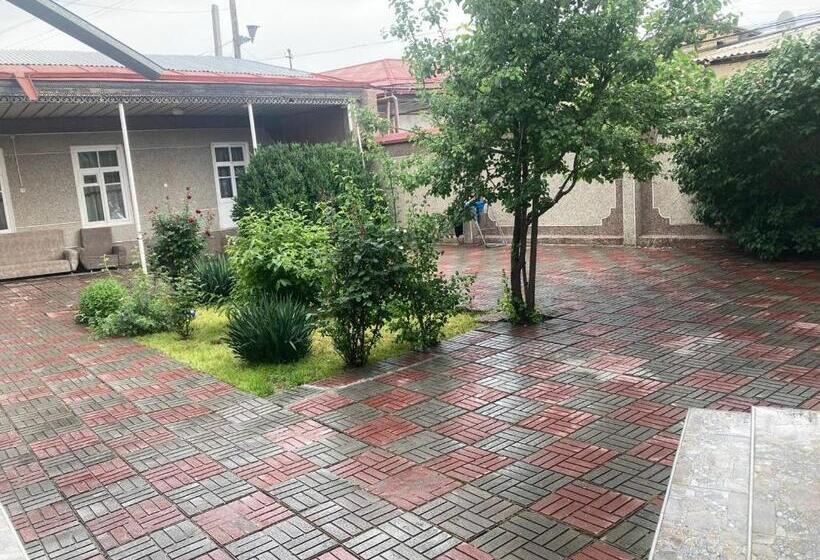 Quarto Triplo Estandar Vista Jardim, Hostel Old Street