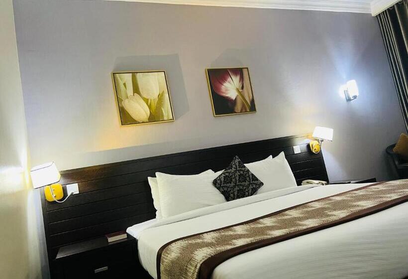 اتاق لوکس یک تخته, Golden Tulip Ibadan