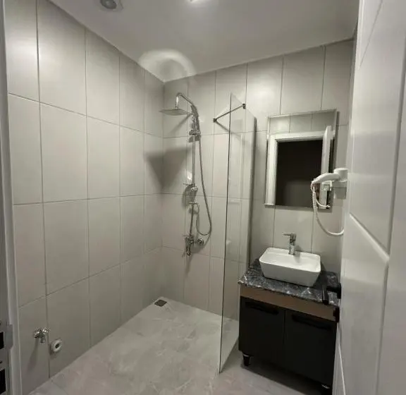 1 Bedroom Apartment Lake View, Kakuç Apart Otel