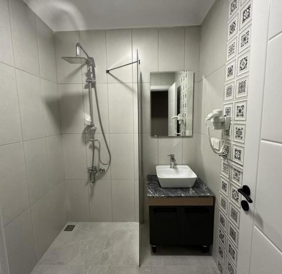 1 Bedroom Apartment Lake View, Kakuç Apart Otel