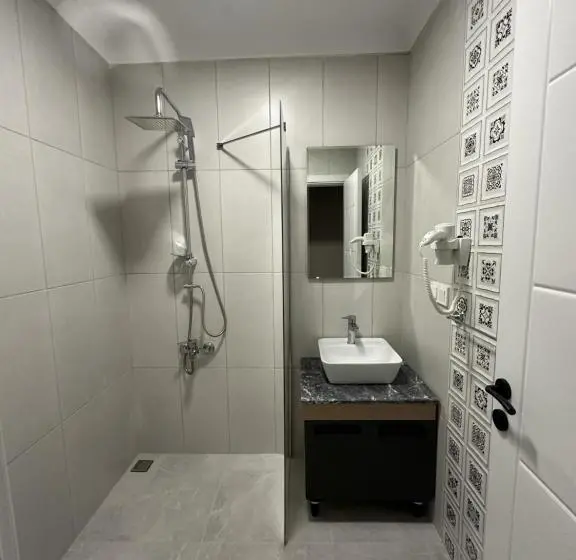 1 Bedroom Apartment Lake View, Kakuç Apart Otel