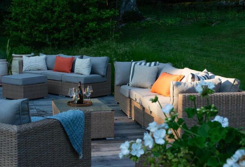 Номер Стандарт Вид на Бассейн, La Maison 1680