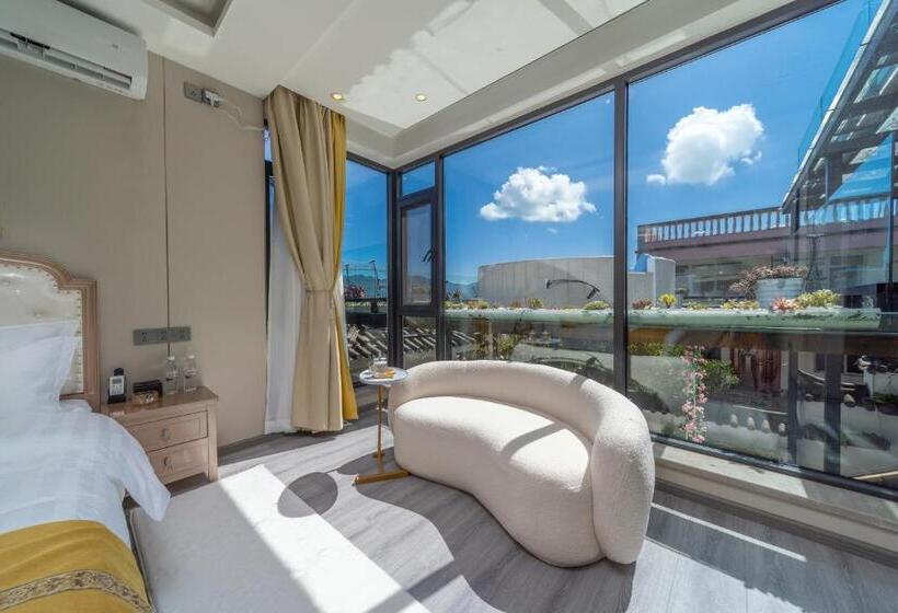 غرفة قياسية مزوَّدة بشُرفة, Lijiang Yimanshiguang 丽江逸慢拾光