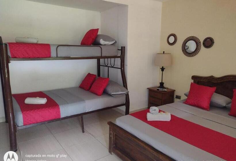 غرفة قياسية ثلاثية, Finca Hotel El Recreo