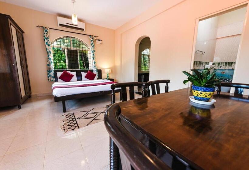 标准间带游泳池, La Paulo S Beach Resort