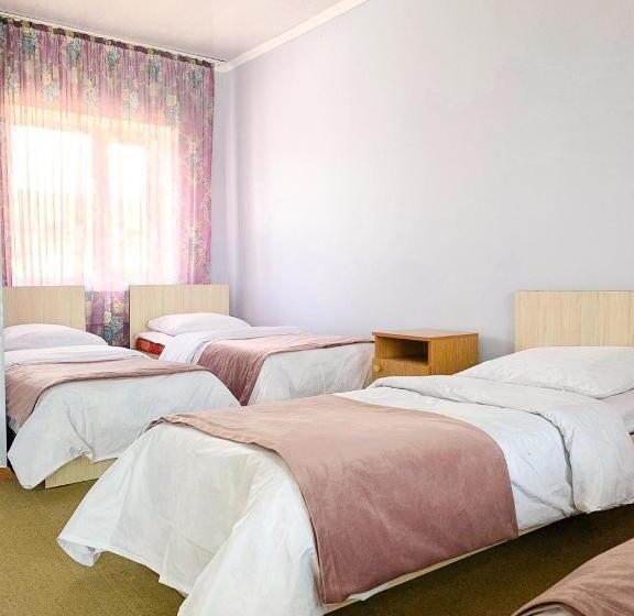 اتاق استاندارد چهار تخته, арноо