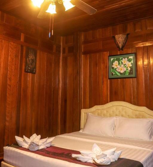 디럭스 룸, Yoga Palm House Kep