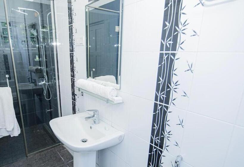 חדר סטנדרט עם טרסה, Kingsman House