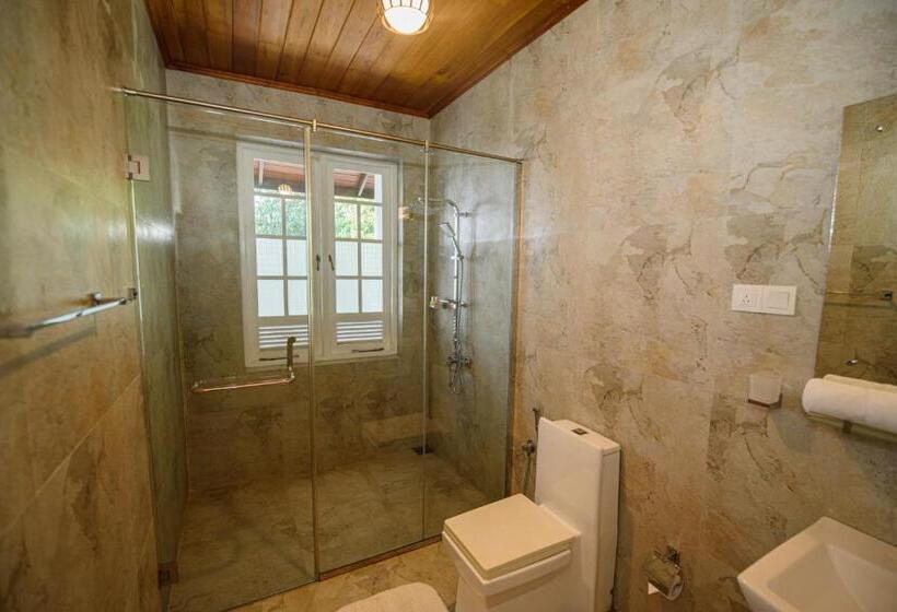 חדר דחוקס עם מיטת קינג, Kingsman House