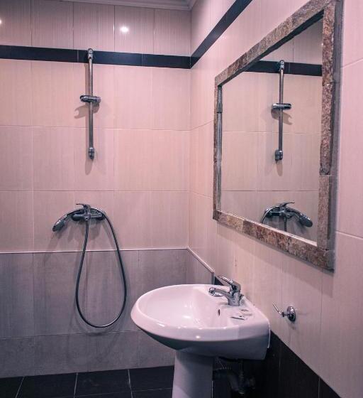 Номер Стандарт, алексова къща