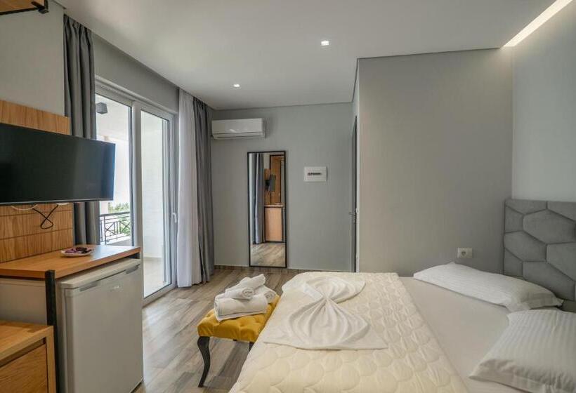 片側に海が見えるデラックスルーム, Sunkissed