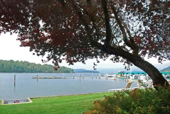 1 Bedroom Apartment Lake View, Pend Oreille Shores Resort
