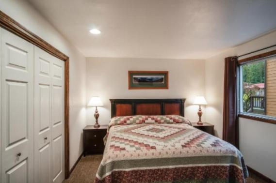 شقة بغرفة نوم واحدة, Pend Oreille Shores Resort