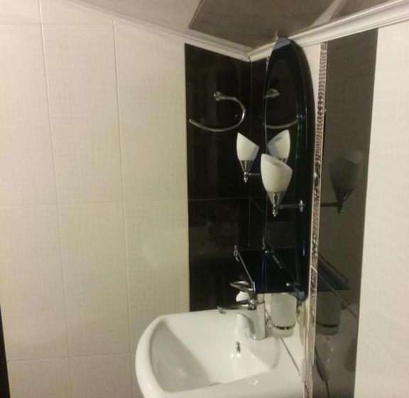 غرفة قياسية رباعية, B&b Odzun