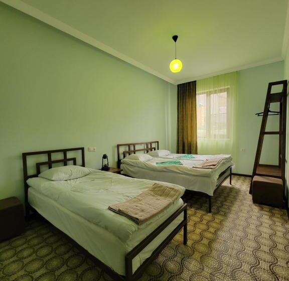 غرفة سوبيريور عائلية, B&b Odzun