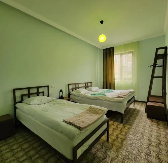 اتاق سوپریور خانوادگی, B&b Odzun