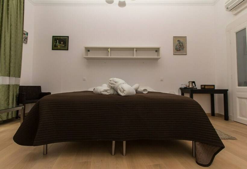 コンフォートルーム, Butterfly Home Danube